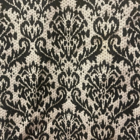 Gianni Bini Wool Blend Damask White and Black Woven Midi Skirt - Picture 4 of 11